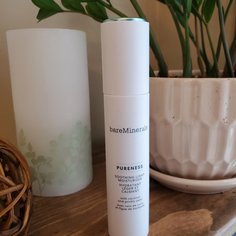 Bare Minerals Soothing Light Moisturizer